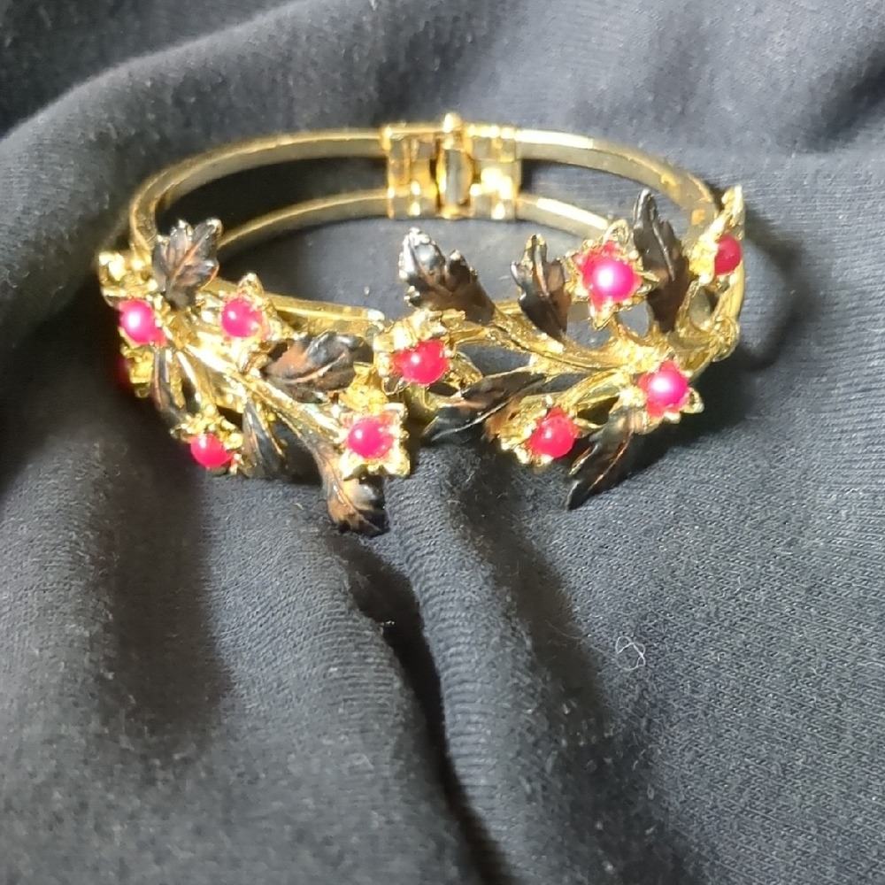 Gold and Black Ornate Floral Bracelet